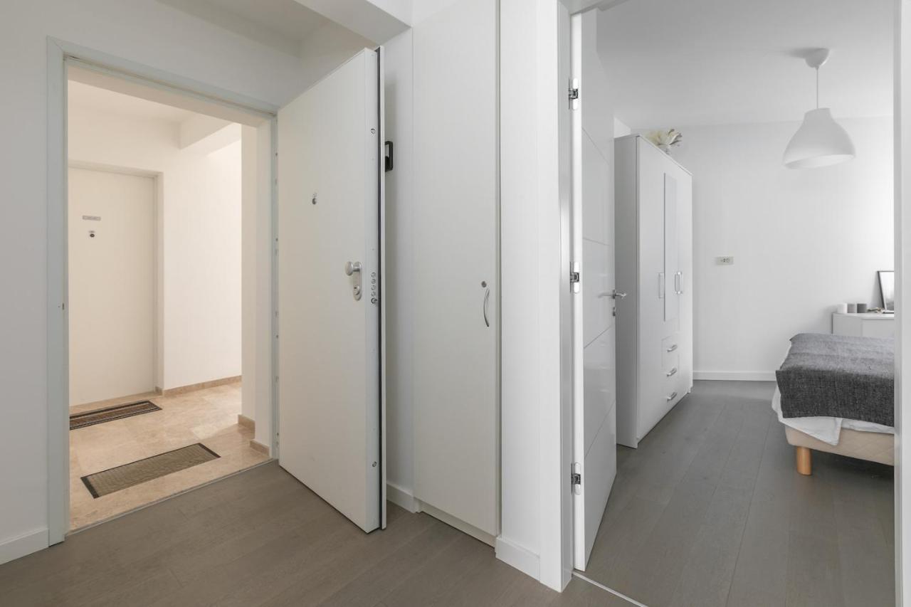 Silver Sea Apartment Макарска Экстерьер фото